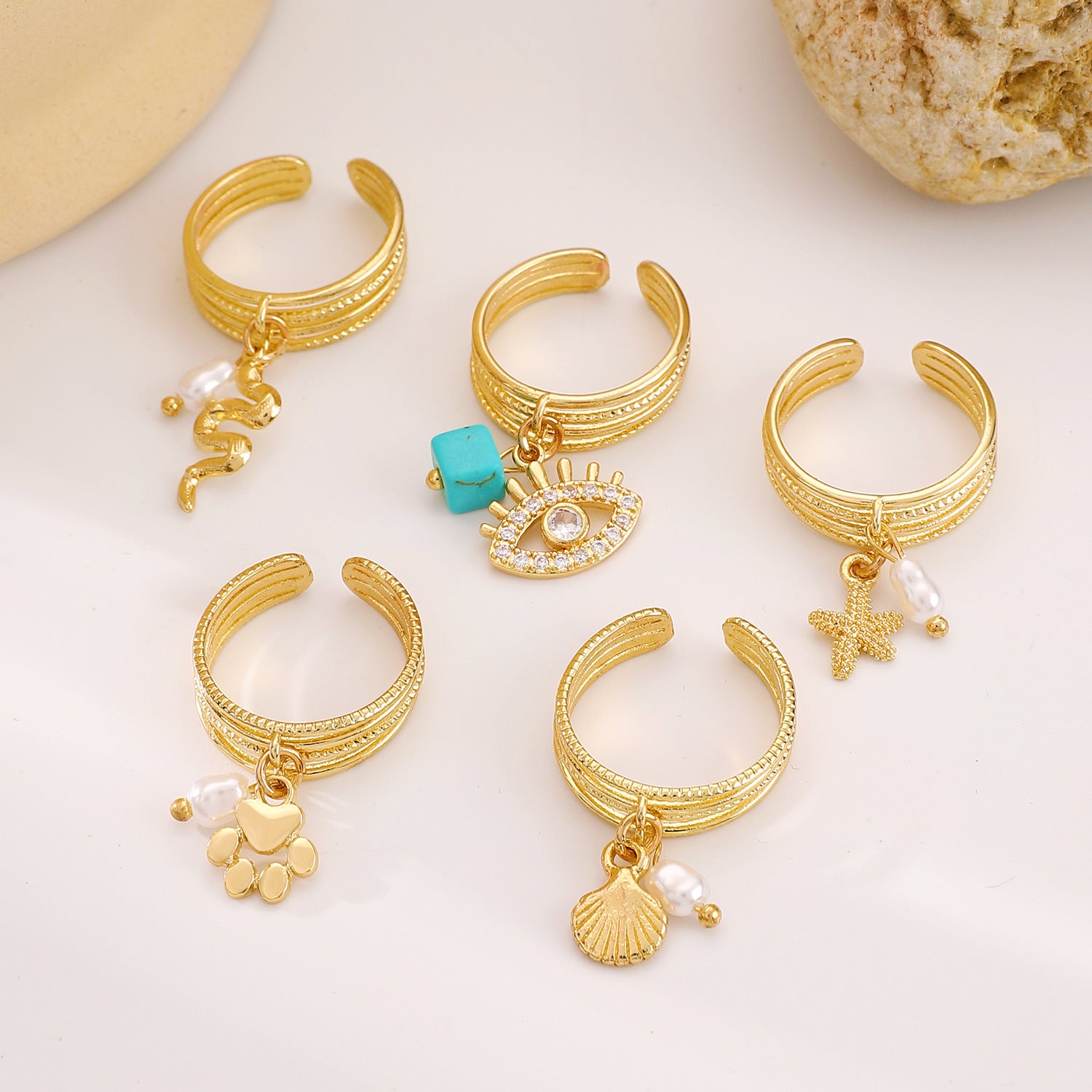 Wholesale Cat's Paw Zircon Pendant Ring
